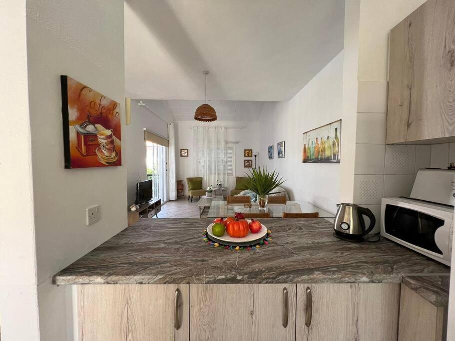 The Best Prime Location Lovely 1 Bedroom Apartment Paphos Kültér fotó