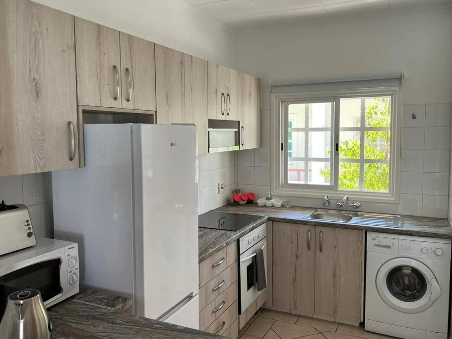The Best Prime Location Lovely 1 Bedroom Apartment Paphos Kültér fotó