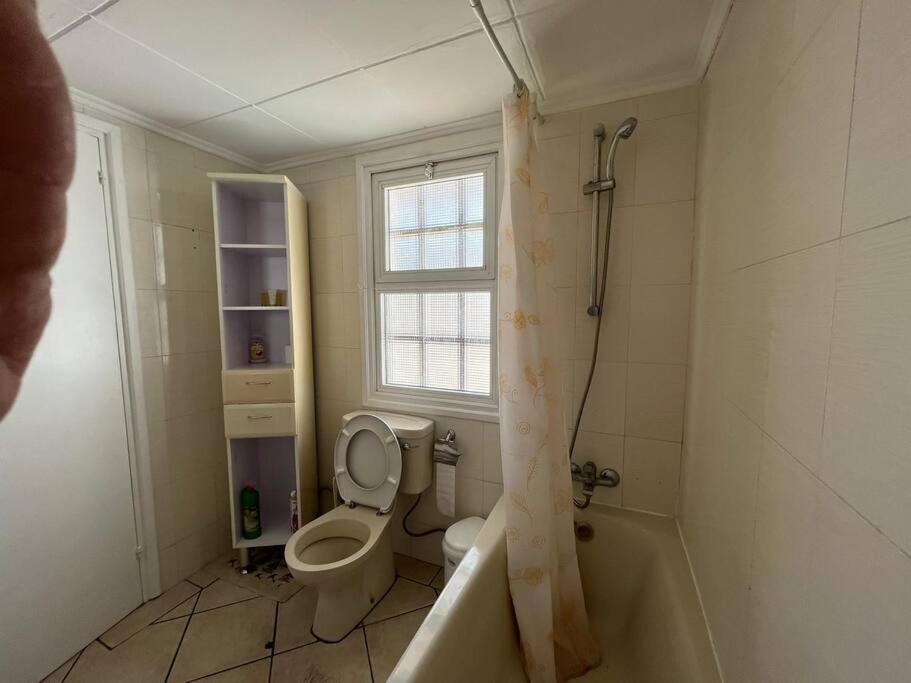 The Best Prime Location Lovely 1 Bedroom Apartment Paphos Kültér fotó