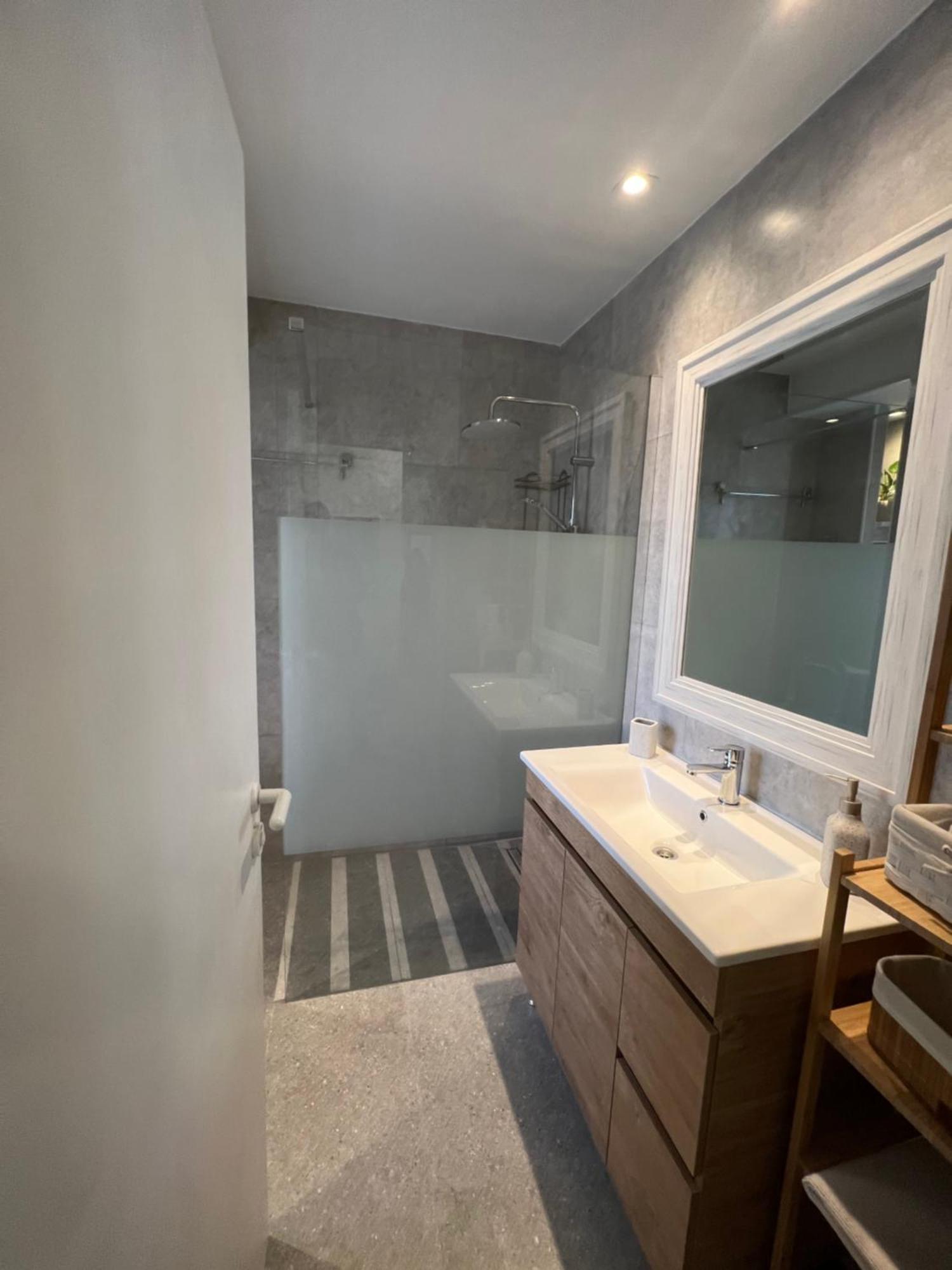 The Best Prime Location Lovely 1 Bedroom Apartment Paphos Kültér fotó